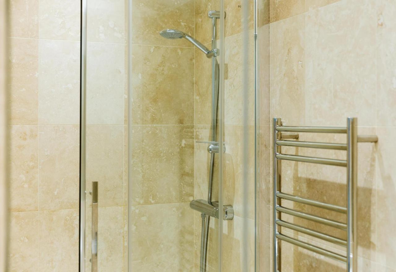 Апартаменты Luxury 1 Bed Flat, Spectacular Views Of Бат Экстерьер фото